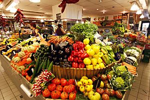 Fruits et légumes aux Halles