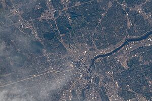 ISS067-E-170220 Minneapolis and St. Paul