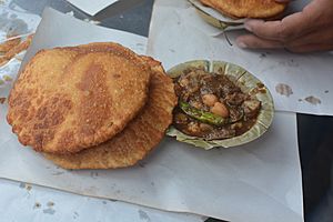 Kachori Sabji