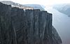 Kjerag og Kjeragsfossen.jpg