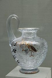 Petit vase craquelé