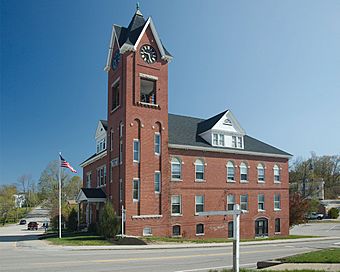 Wakefield Town Hall.jpg