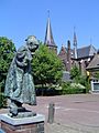 Beers, statue et église