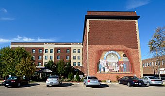 Image Historic Kewanee Hotel.jpeg