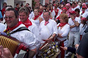 Red obby oss party 20050502