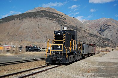 Silverton Maintenance-of-way-train 2012-10-25