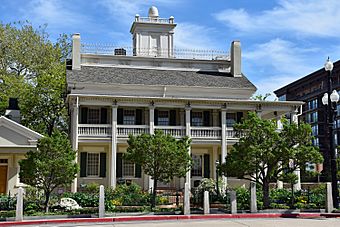 Beehive House - Salt Lake City, Utah - 2 May 2020.jpg