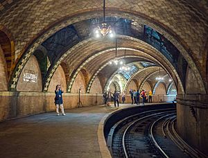 City Hall Station (32200).jpg