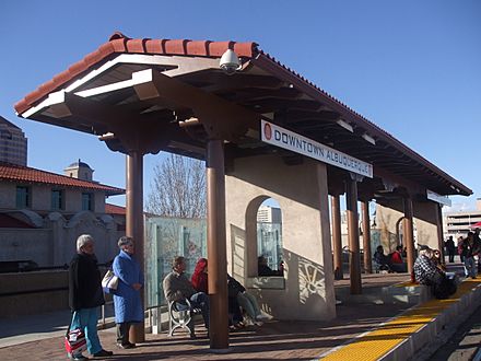 Downtown Albuquerque stn shelterlook north