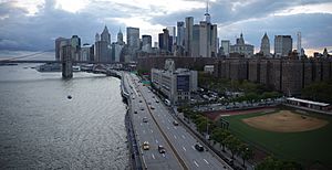 FDR Drive approaching Brooklyn Bridge