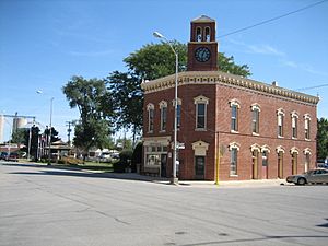 Fairbury City Hall2