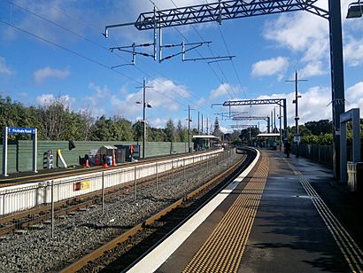 Fruitvale Rd Station in 2014.jpg