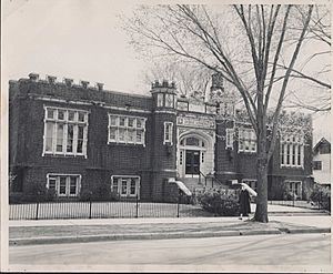 Hosmer Library Exterior, 1954