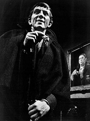 Jonathan Frid Barnabas Collins Dark Shadows 1968