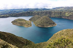 Laguna de Cuicocha 02