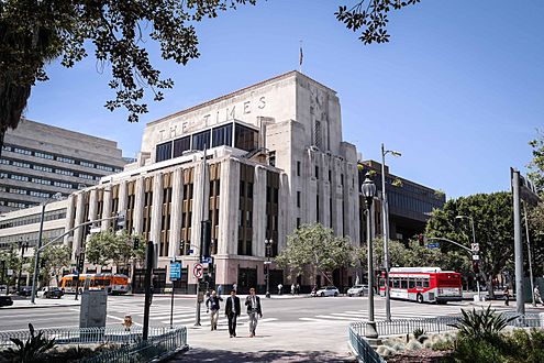 Los Angeles Times Building 07