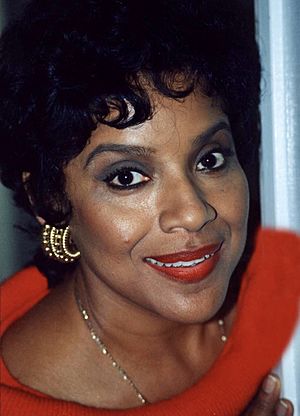 Phylicia Rashad 1998a (cropped).jpg