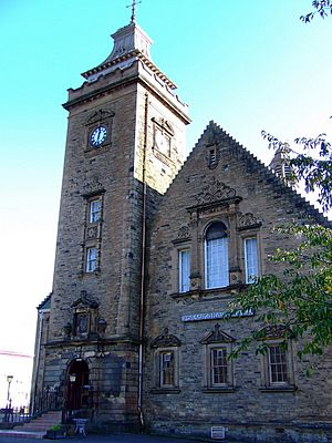 Pollokshaws Burgh Hall (geograph 2658809).jpg