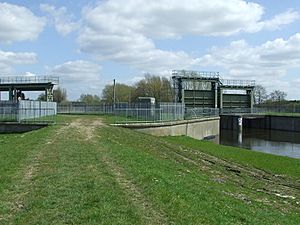 Sluices (geograph 5073766)