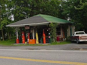 Weavers Garage Burlington WV 2004