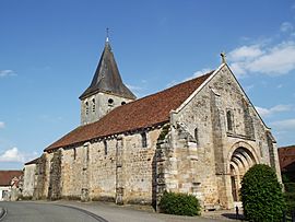 Église de Saint-Plaisir.jpg