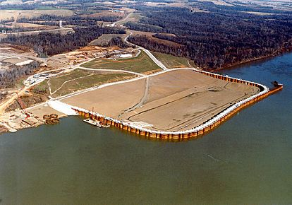 Cofferdam Olmsted Locks Ohio River