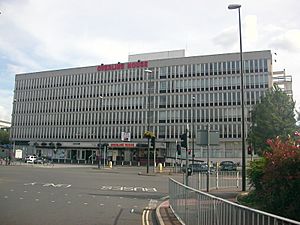 Crawley Station 01 (07-07-2007)