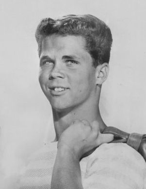 Leave It to Beaver Tony Dow 1961.jpg