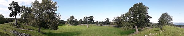 Mayburgh Henge panorama