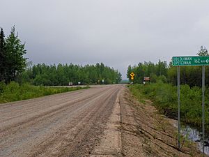 Route 0212 vers Obedjiwan près du moulin Chibougamau