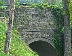 Stone arch bridge over Osborne Run