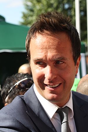 The Kia Oval England v Pakistan - Aug 2010 - Michael Vaughan - Channel 5's Man at the Cricket (4908718949).jpg