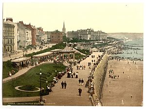 Bridlington, the parade (i.e., promenade), Yorkshire, England-LCCN2002708301