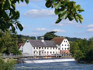 Hambleden Mill and Weir - geograph.org.uk - 536842