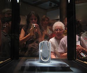 Hope Diamond from rear