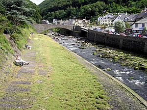 Lynmouth.rivermeeting.arp.750pix