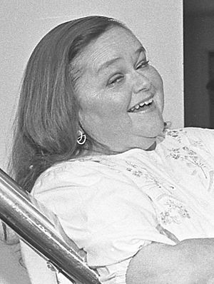 Zelda Rubinstein, 1985.jpg