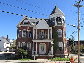 122 Bartlett Street, Lewiston ME.jpg