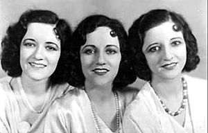 Boswell Sisters 1931.jpg