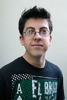 Christopher Mintz-Plasse - 001