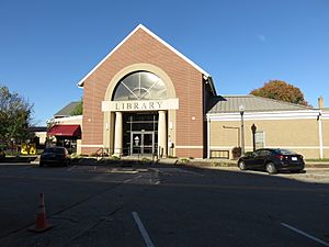 Lawrenceburg Public Library 2017