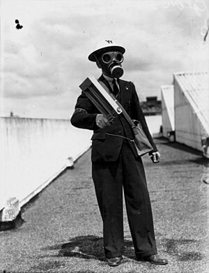 StateLibQld 1 102384 Air Raid Warden testing new equipment in Brisbane, October 1942