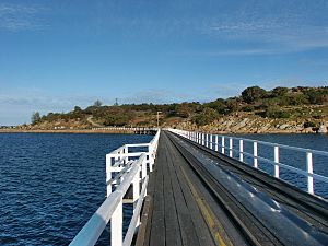 20040610 Granite Island Causeway