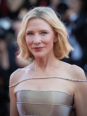 Cate Blanchett-63298 (cropped 2).jpg