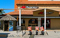 Pizzahutstorepuertovallarta