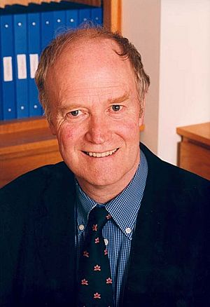 Professor Sir Andrew McMichael.jpg