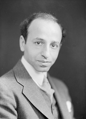 Yousuf Karsh.jpg