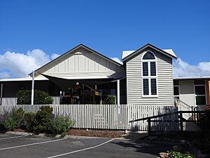 AU-Qld-Kedron-church-Church of Christ-2021