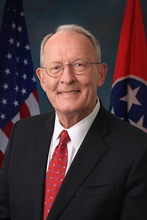 Lamar Alexander official photo.jpg