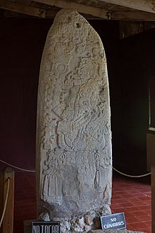 Tikal Stela 31.jpg